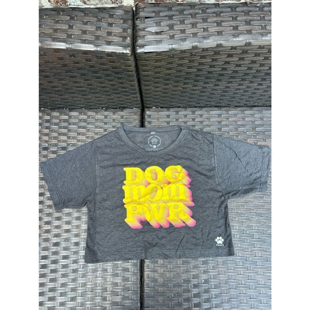 Dog‎ Mom Power cropped t-shirt EUC small
